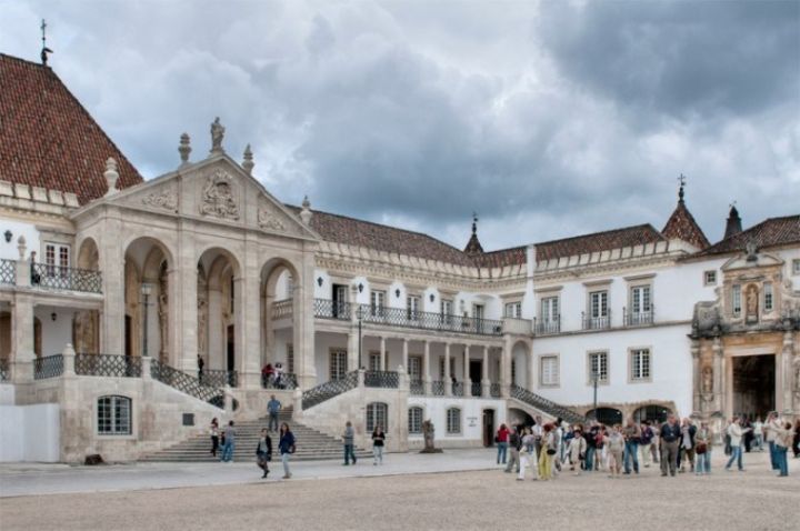 Вища освіта й університети Португалії