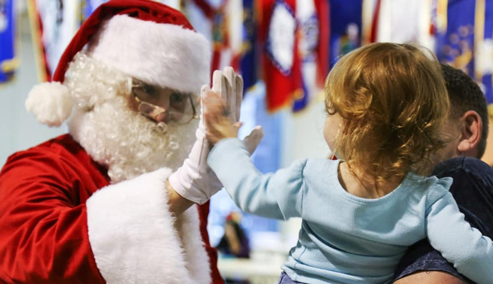 підроботка Святим Миколаєм