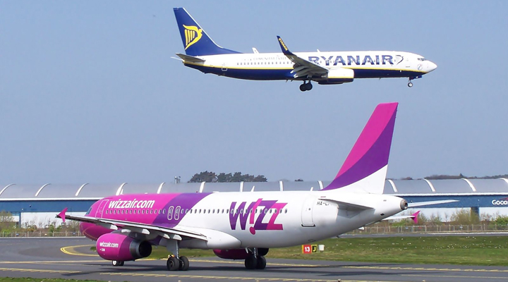 лоукостери Wizz Air и Ryanair