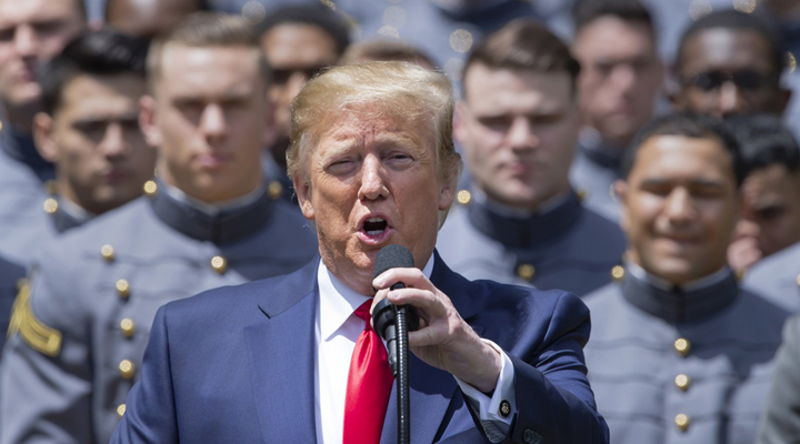 Дональд Трамп і його доходи