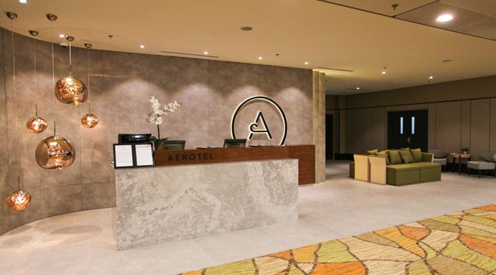 готель, що примикає до аеропорту Сінгапуру