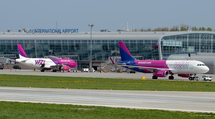 лоукостер Wizz Air збільшить частоту рейсів зі Львова
