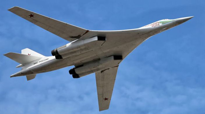 сверхзвуковой Ту-160