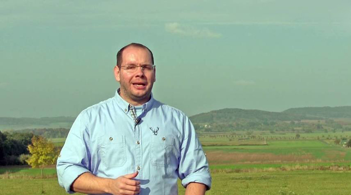 обрання мером неонациста Штефана Ягша