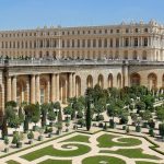 Версальский дворец станет отелем