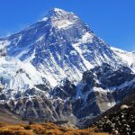 Дві країни вирішили заново виміряти висоту Евересту