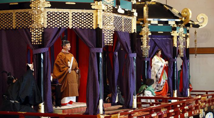 японский император Нарухито и императрица Масако