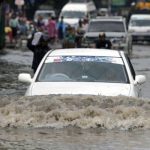 Сильные дожди парализовали движение на севере Англии Сильные дожди парализовали движение на севере Англии