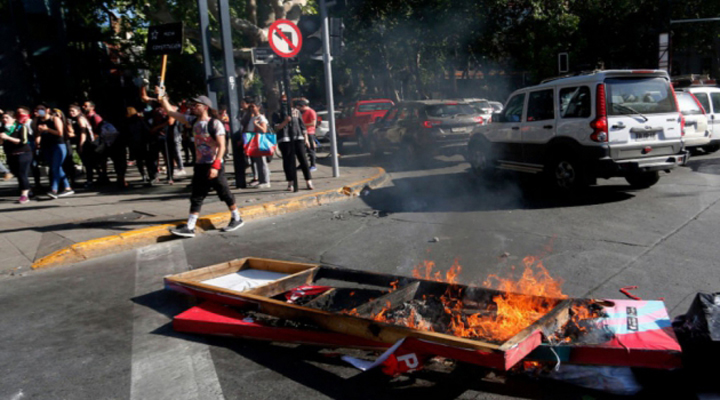 Чилийские власти расследуют, было ли прямое международное вмешательство в протесты в стране