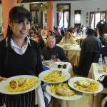 В Канаде остро ощущается нехватка поваров и работников ресторанов В Канаде остро ощущается нехватка поваров и работников ресторанов