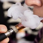 До країн, які забороняють електронні сигарети, приєднується і Канада До країн, які забороняють електронні сигарети, приєднується і Канада