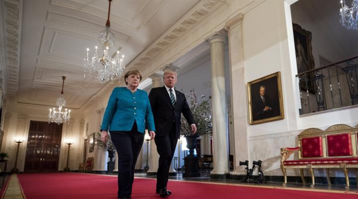 Меркель оголосила «війну» Трампу через газопровід