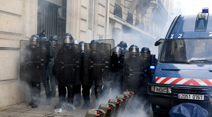 на 5 грудня заплановано понад 150 акцій протесту по всій Франції