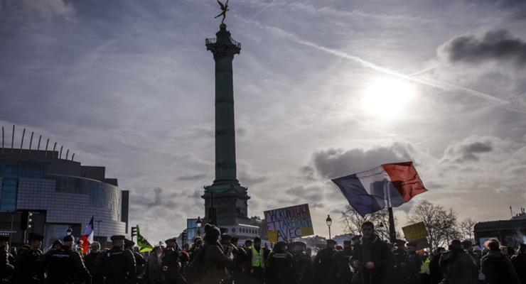 Протесты против пенсионной реформы во Франции