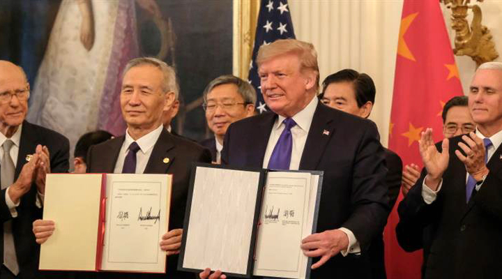 Дональд Трамп назвав історичною торгову угоду, підписану з Китаєм