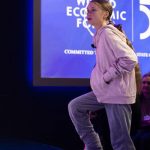 Грета Тунберг закликає світових лідерів вислухати молодих активістів Грета Тунберг закликає світових лідерів вислухати молодих активістів