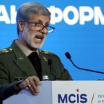 Тегеран показав, що здатний використовувати ракети малої дальності проти «терористичного уряду США» Тегеран показав, що здатний використовувати ракети малої дальності проти «терористичного уряду США»