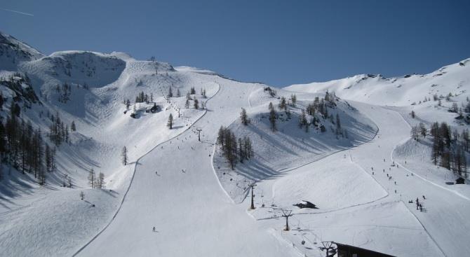 Четверо получили травмы после аварии под открытым небом в Швейцарии