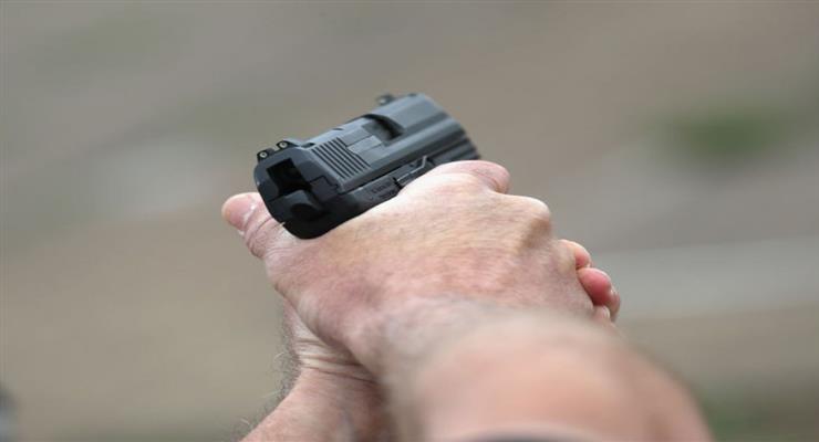 Мужчина открыл огонь в полицейском участке в США