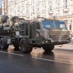 Російський С-500 може знищувати цілі за сотні миль від Землі Російський С-500 може знищувати цілі за сотні миль від Землі