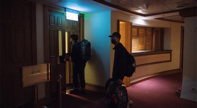 Школы в Гонконге остаются закрытыми до 16 марта из-за коронавируса