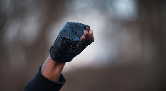 Тысячи протестовали в Мюнхене против конференции по безопасности