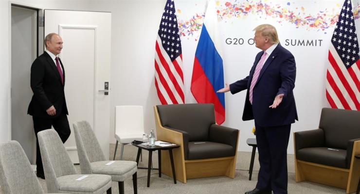 Трамп призывает Россию прекратить поддержку режима "зверств" в Сирии