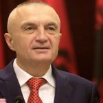 Президент Албанії закликає людей повалити уряд Президент Албанії закликає людей повалити уряд
