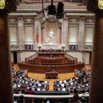 Португалія прийняла закон про евтаназію