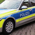 В Германии во время парада автомобиль врезался в толпу людей