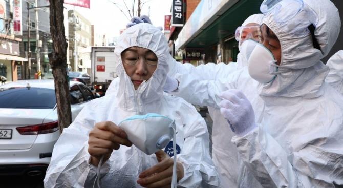 Миллион южнокорейцев требуют отставки президента Южной Кореи из-за коронавируса