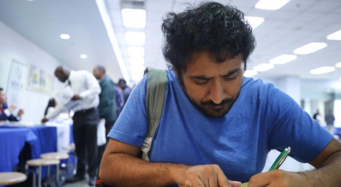 США: из-за COVID-19 безработица может составить 20%