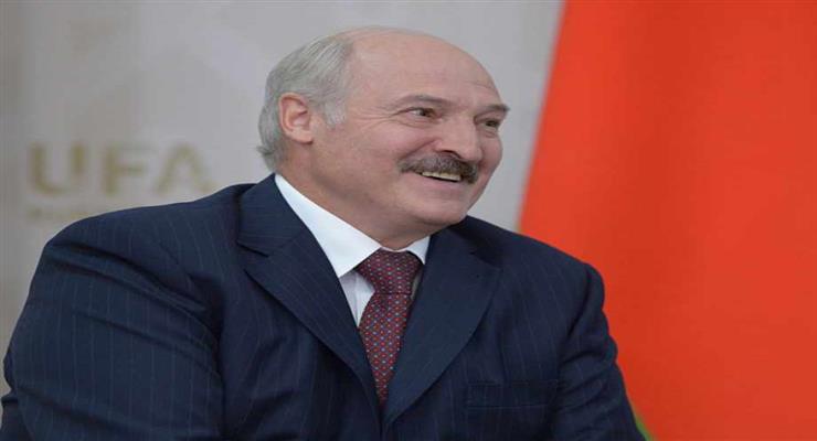 Беларусь критикует "психоз" вокруг коронавируса, футбольный сезон возобновлен