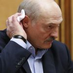 «Психоз»: Лукашенко осуждает мировые меры против коронавируса