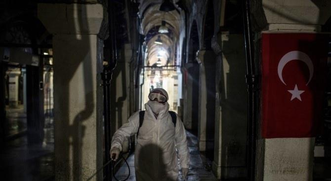 44 случая коронавируса в Турции являются смертельными, 1872 заражены