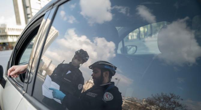 Франція скорочує кількість рейсів