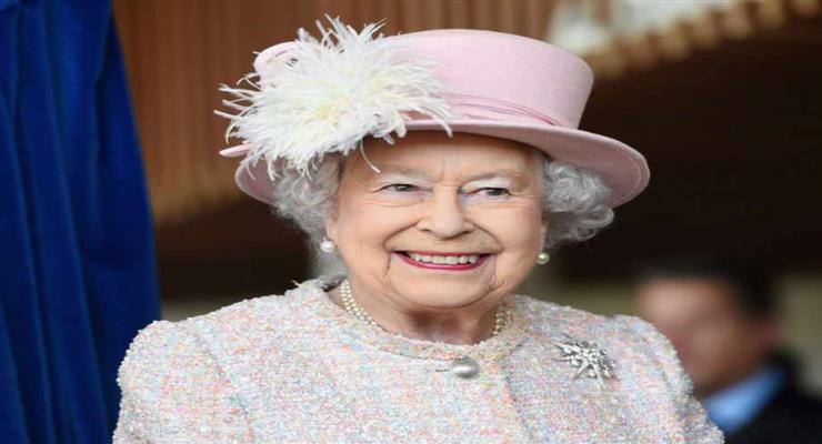 Британская королева Елизавета II выступила с посланием нации