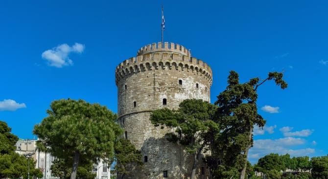 беспилотник призывает граждан оставаться дома