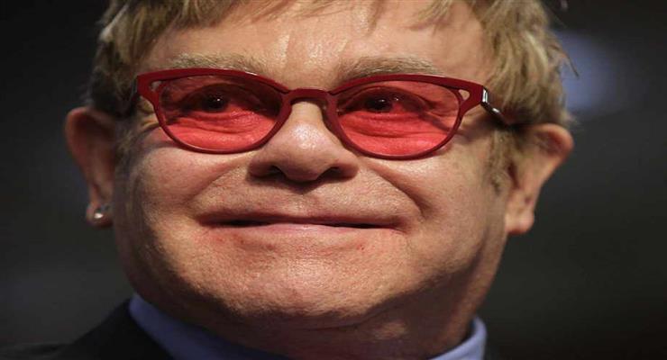 Елтон Джон оголосив про створення нового надзвичайного фонду для ВІЛ-інфікованих