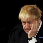 Борис Джонсон поки ще залишається в лікарні
