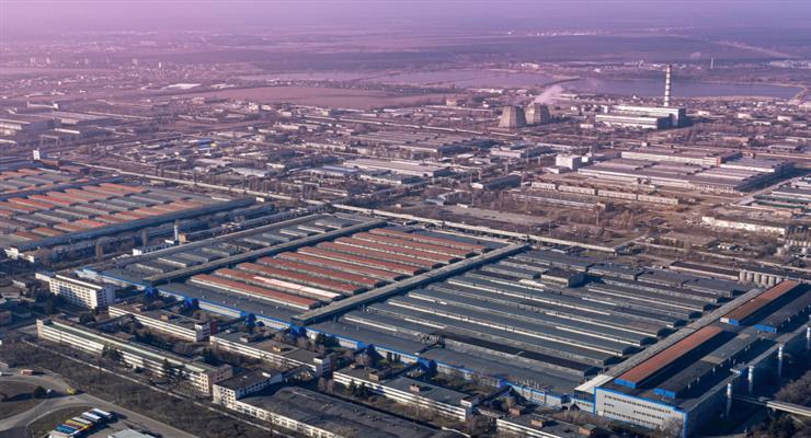 некоторые фабрики возобновят производство после Пасхи