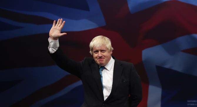 прем'єр Англії переведений з відділення інтенсивної терапії назад в лікарняну палату