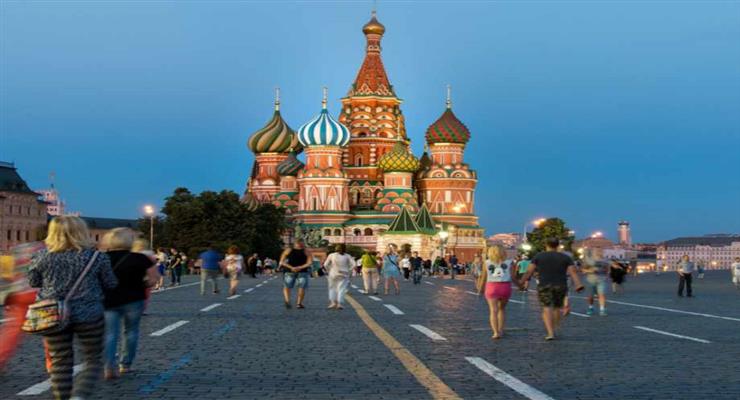 «підприємливі» громадяни продають кур'єрську спецодяг