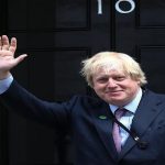 Борис Джонсон поборов коронавірус і був виписаний з лікарні