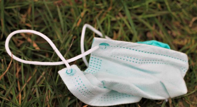 человек в маске ограбил банк