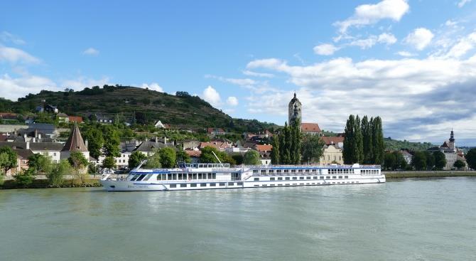 Австрія поступово відкривається