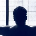 Немецкие врачи протестуют голыми из-за отсутствия защитных масок
