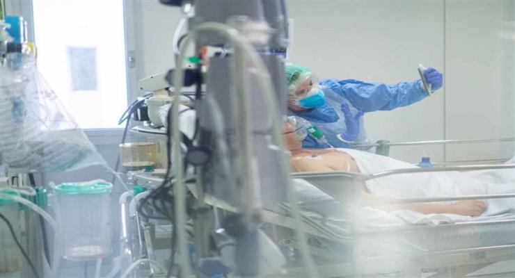 около 2000 врачей в Московской области заразились коронавирусом