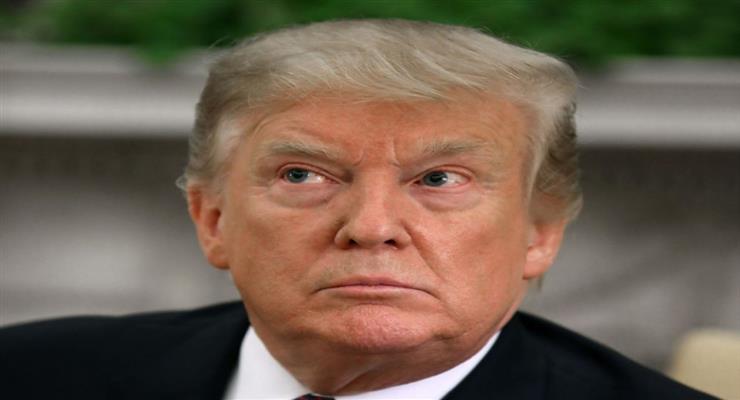 Трамп приказал приспустить флаги по всей стране