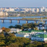 Мост в Киеве был заблокирован после угрозы взрыва (ВИДЕО) Мост в Киеве был заблокирован после угрозы взрыва (ВИДЕО)